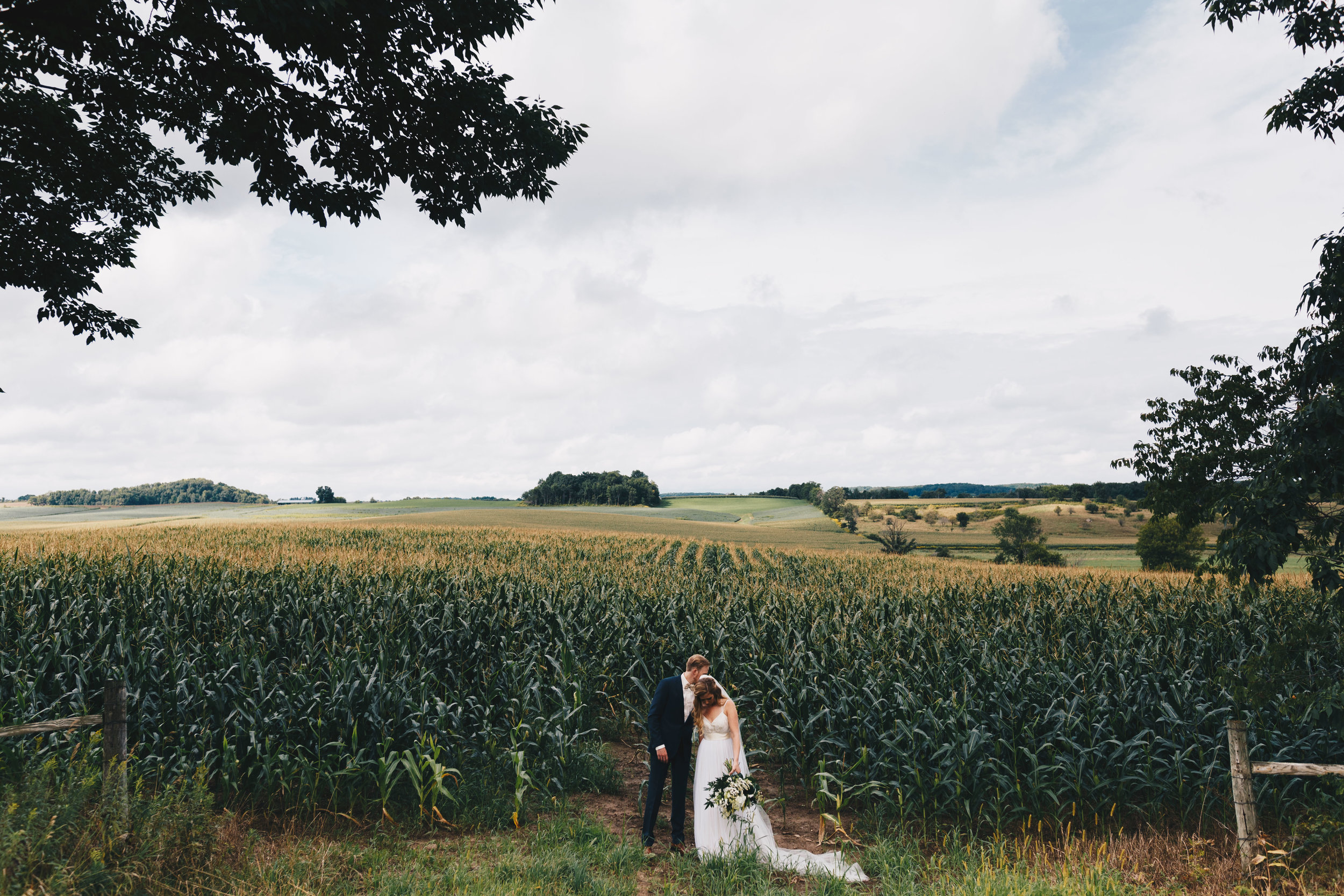 keely-and-nick-blissful-enchanted-barn-wedding-blog-47.jpg