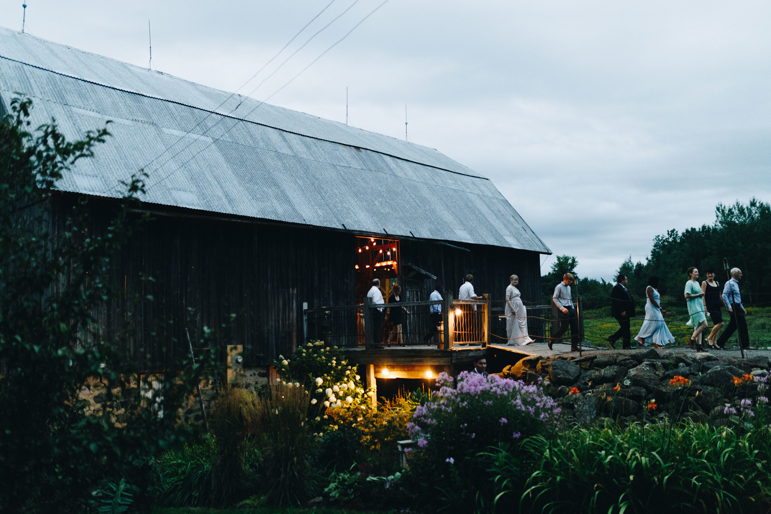 keely-and-nick-blissful-enchanted-barn-wedding-blog-226.jpg