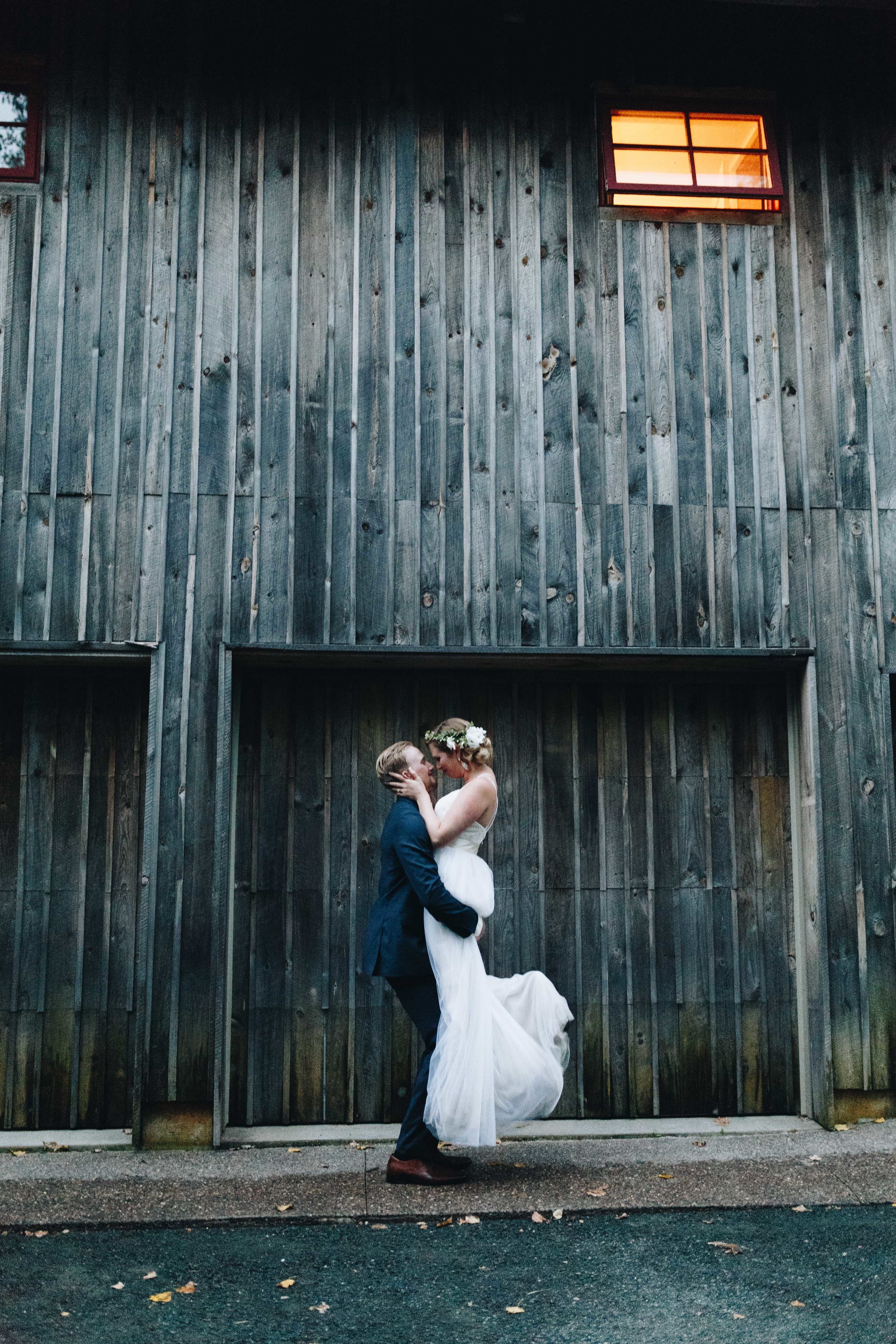 keely-and-nick-blissful-enchanted-barn-wedding-blog-227.jpg