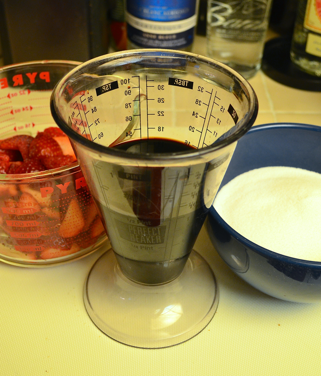 Strawberry-balsamic gastrique raw materials