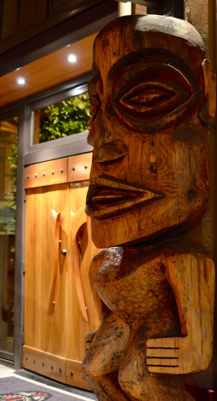 Trader Vic's PDX entrance