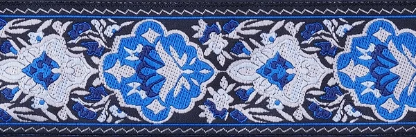 R333 1 1/2 Inch Tan Royal and Navy Blossoms