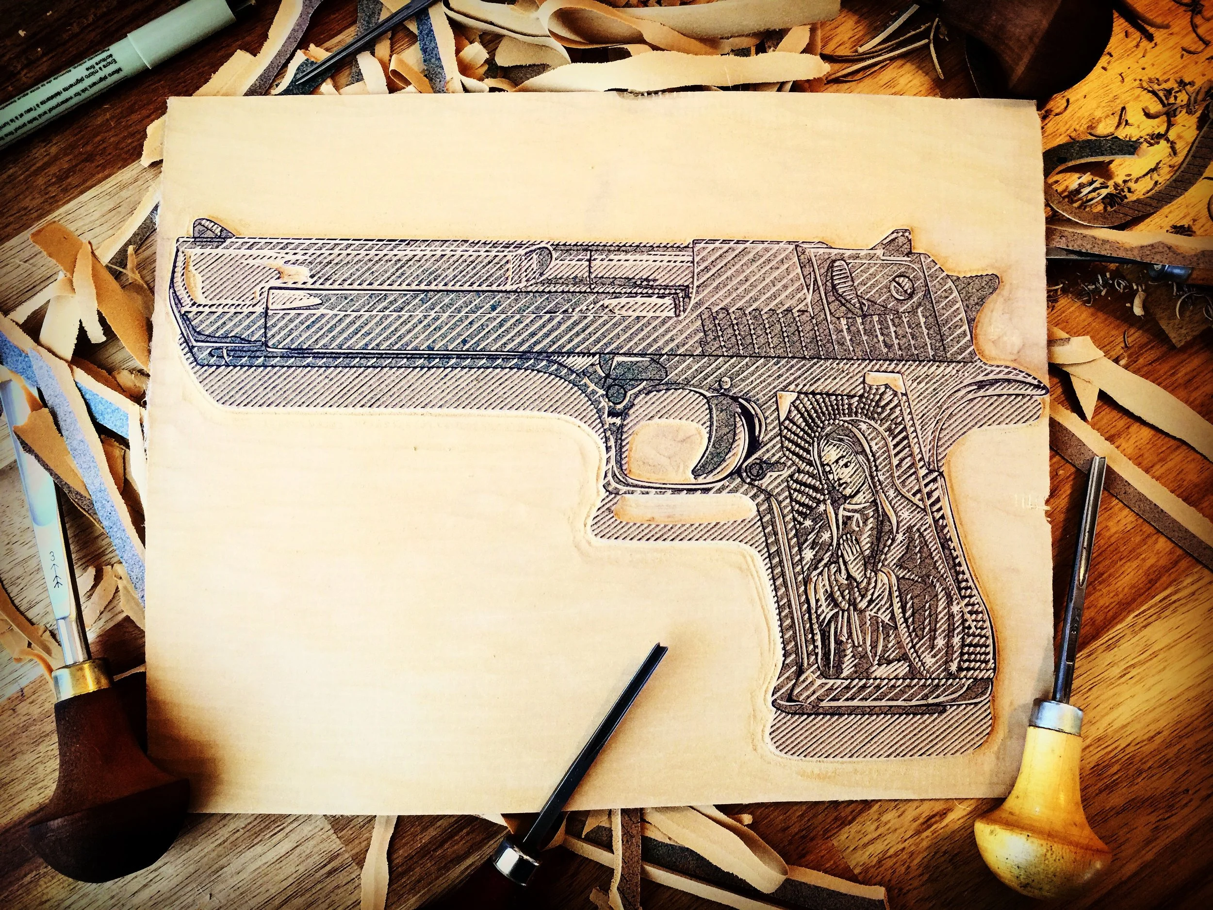 Desert-eagle-carving.jpeg