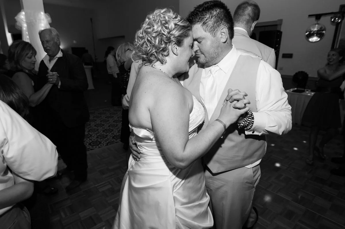 Couple dancing at their Blue Harbor Resort wedding reception. 