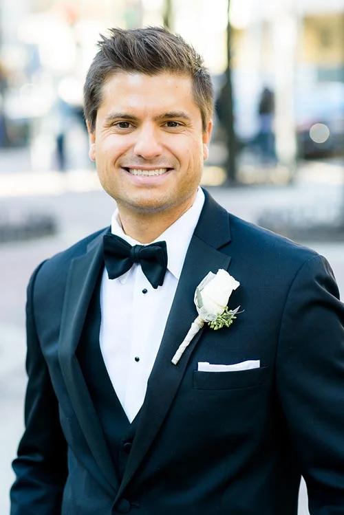 Fine art portrait of the groom in Mariano Park in the Gold Coast Chicago. 