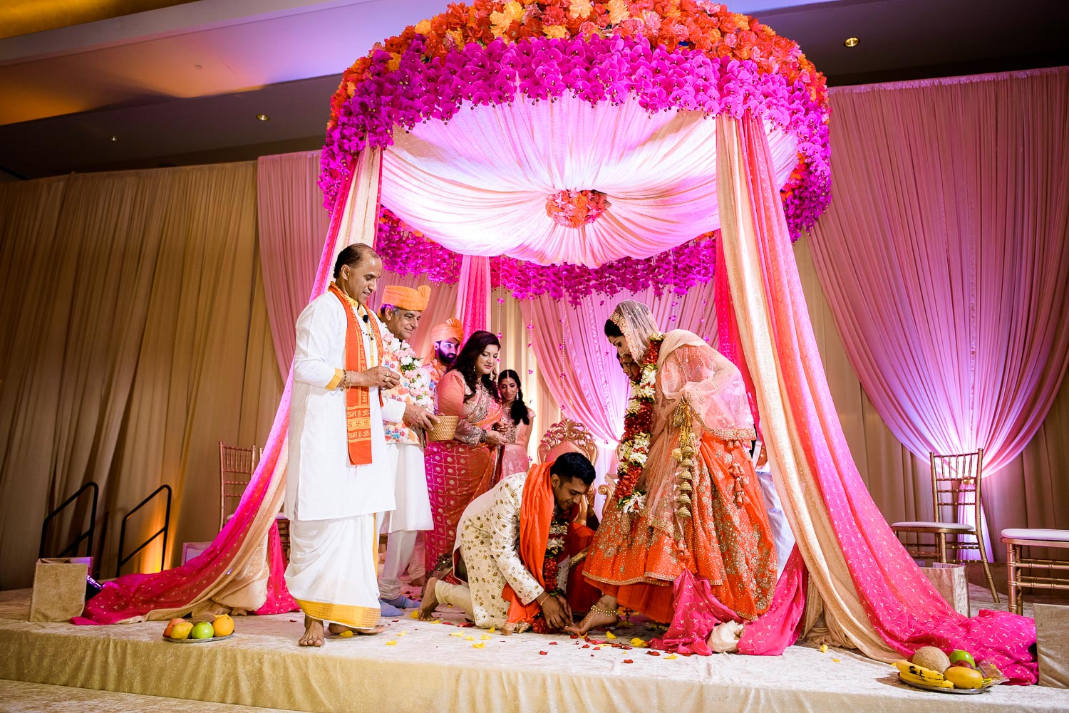 Wedding ceremony during a Renaissance Schaumburg Convention Center Indian wedding.