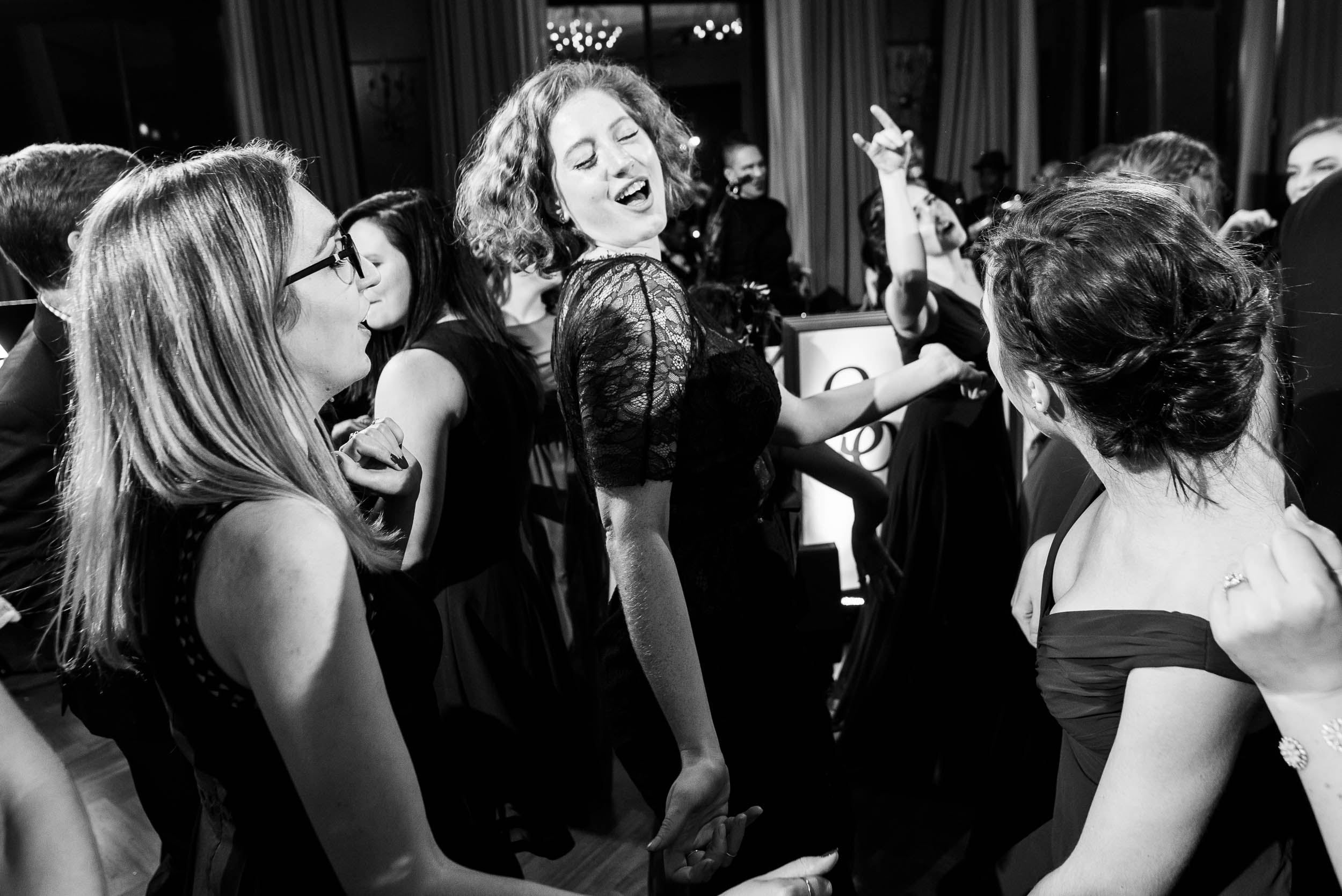 Fun dance floor moment during a Newberry Library Chicago wedding.