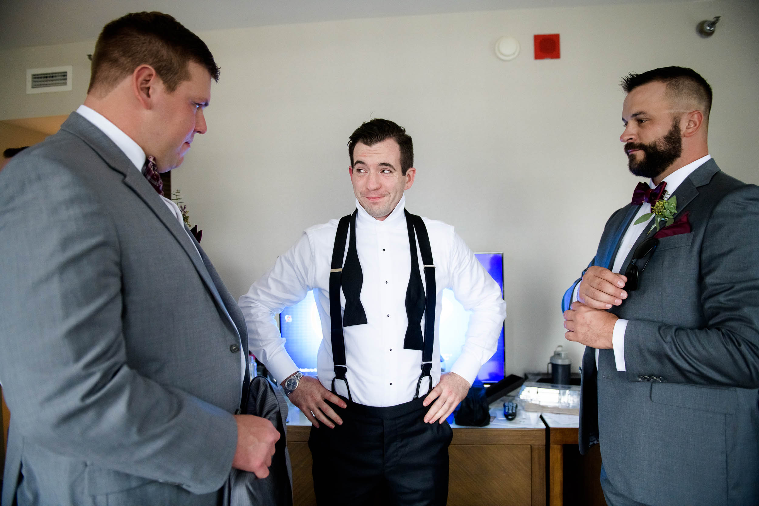 Groom and groomsmen getting ready during a Glessner House Chicago wedding.