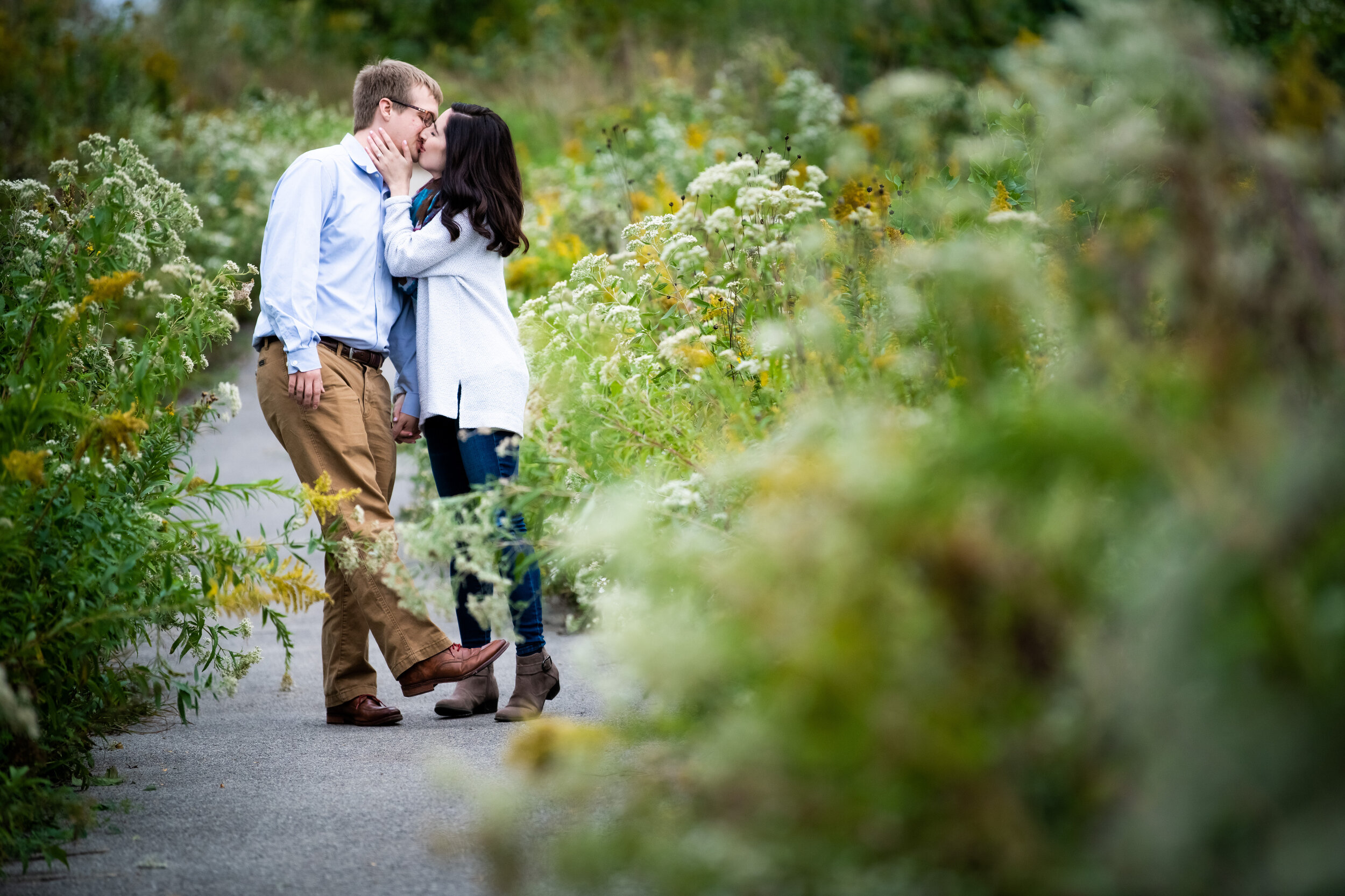 Chicago engagement session photo in Lincoln Park. 