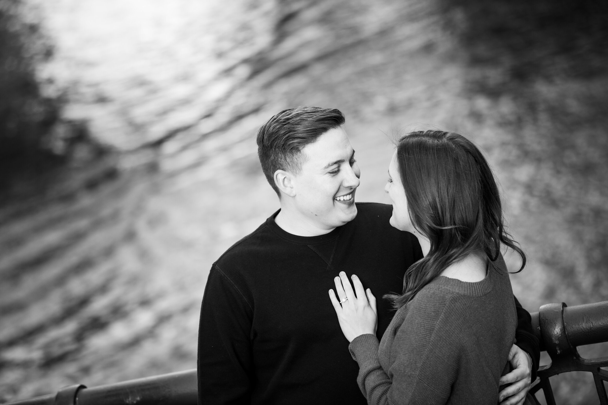 Engagement photo session over the Chicago river.