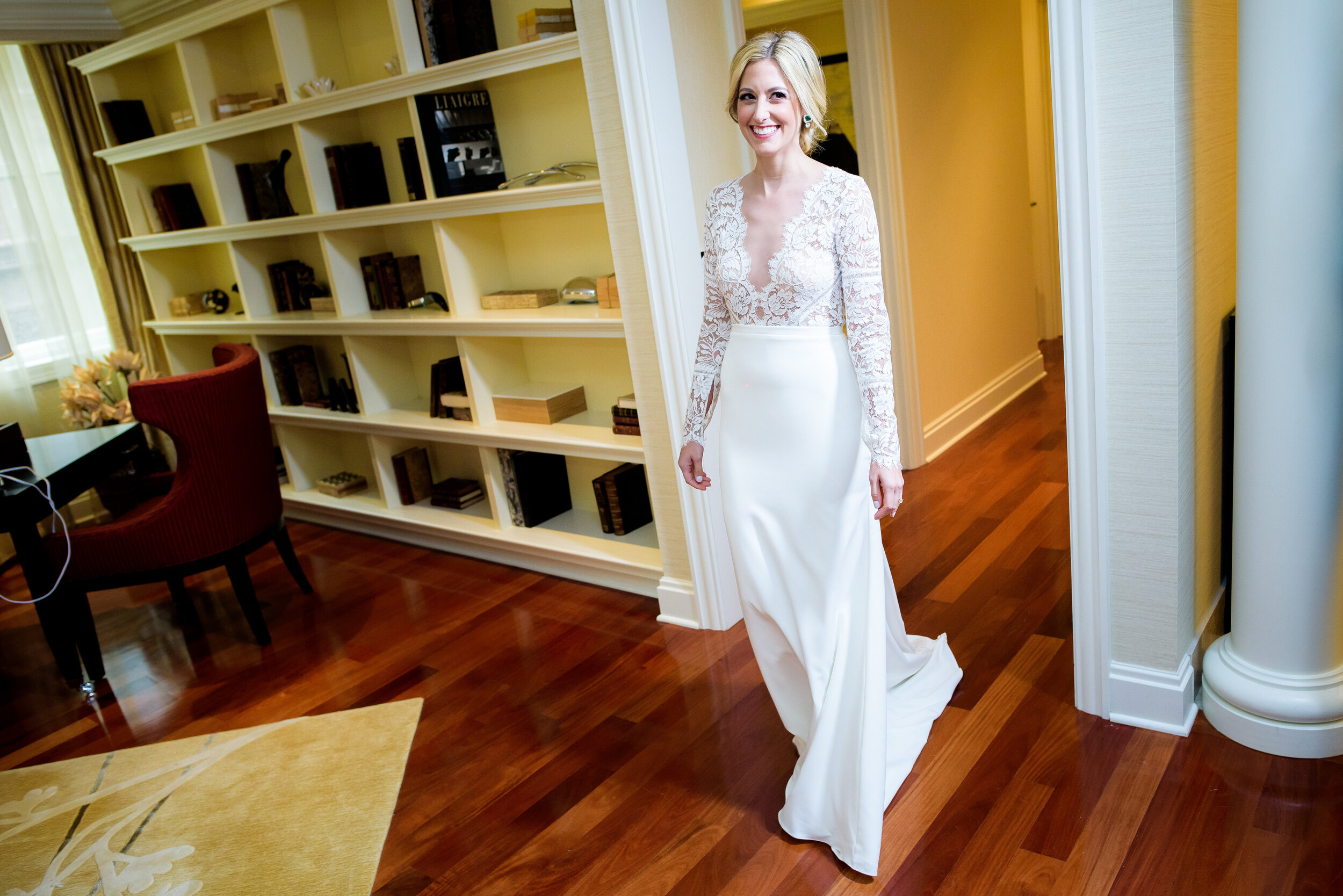 Bride ready for her wedding: Geraghty Chicago wedding photography captured by J. Brown Photography.