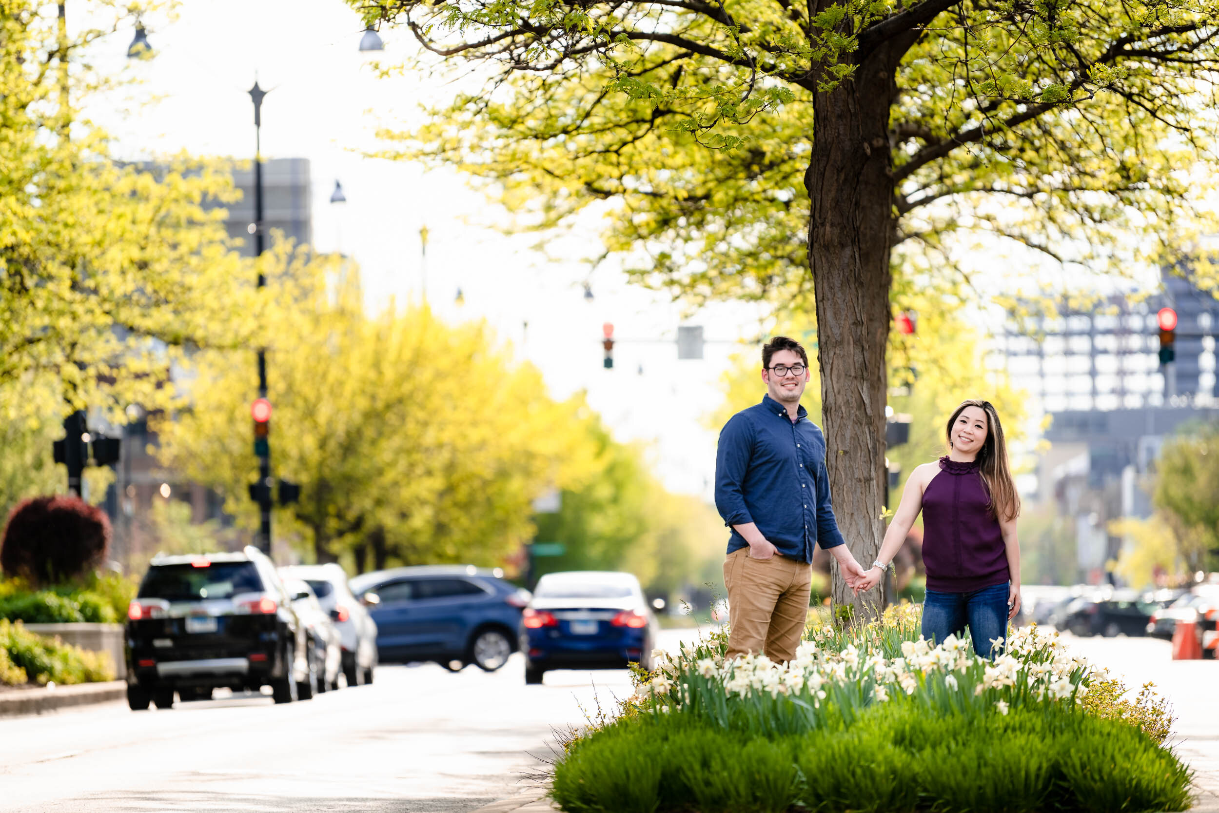 Chicago Wedding Photographer | Fulton Market | J. Brown Photography | photo of bride and groom on a street median.