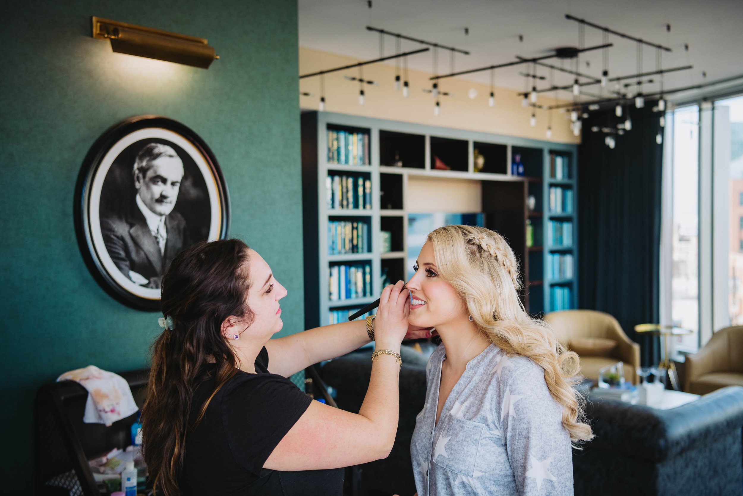 Wedding Day Photos | Ravenswood Event Center | J. Brown Photography | bride getting ready on her wedding day