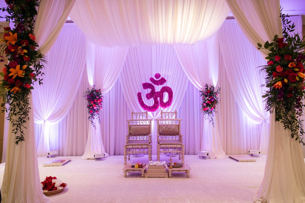 Indian Wedding Photographers | Renaissance Schaumburg | J. Brown Photography | mandap detail photo.