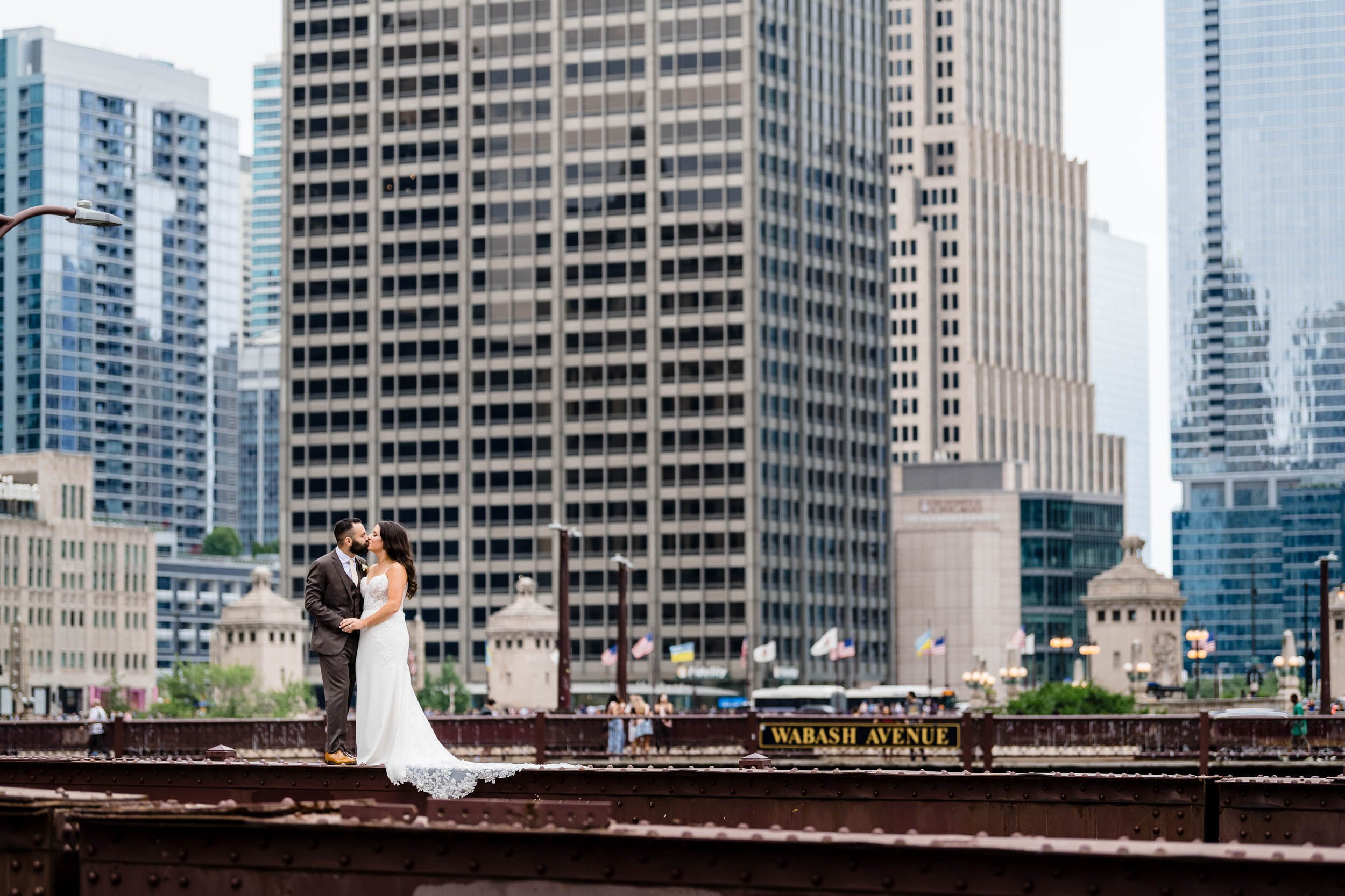 Chicago Riverwalk | Creative Wedding Portrait | Chicago IL