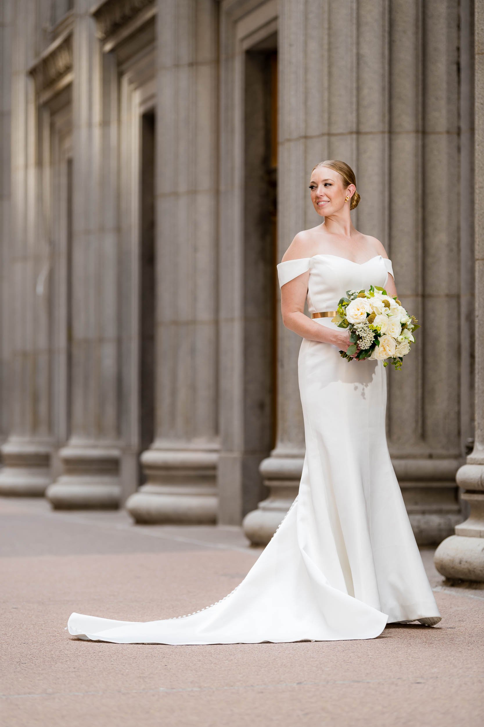 Chicago Board of Trade | Bridal Portrait | Chicago IL