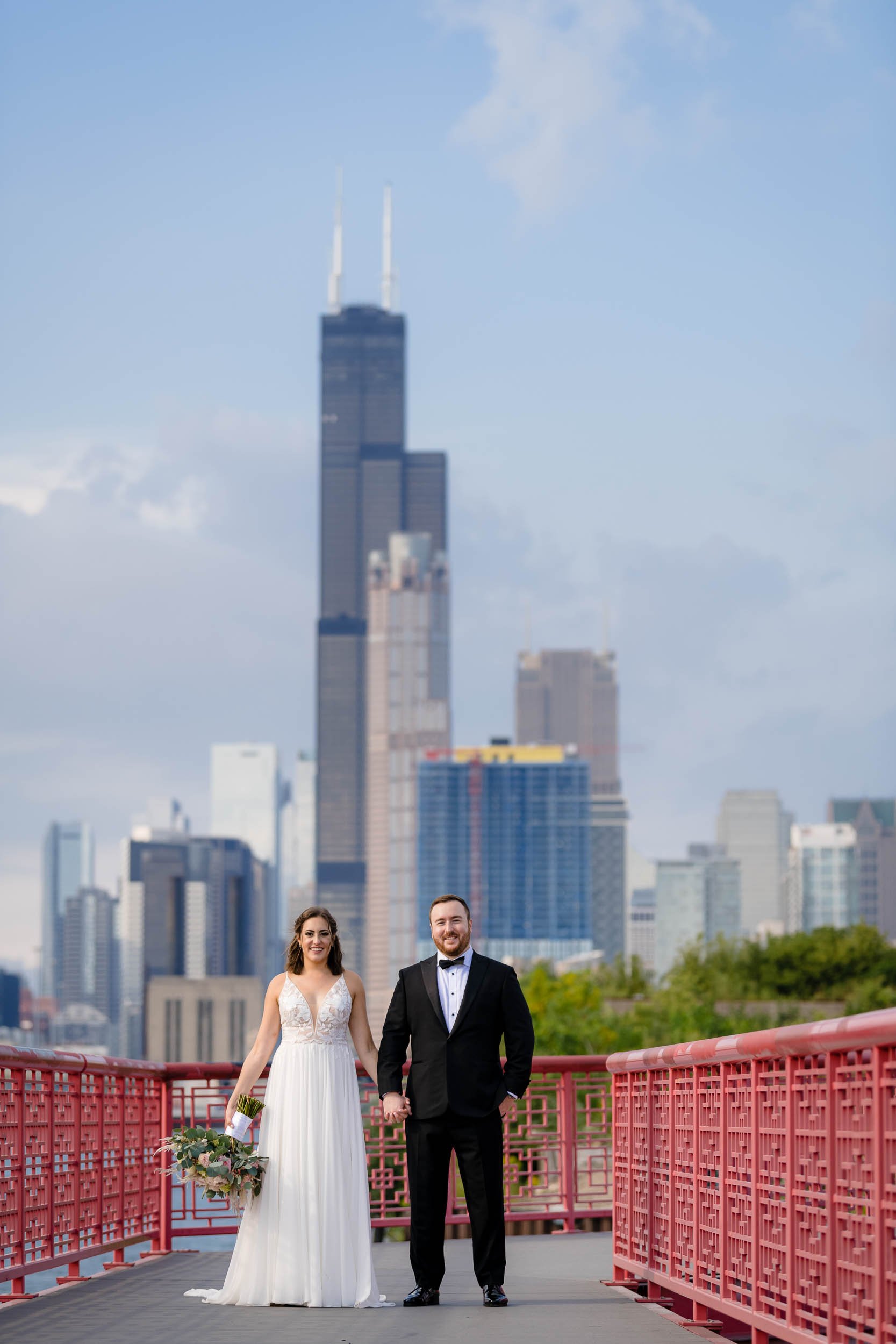 Ping Tom Park | Skyline Wedding Photo | Chicago IL