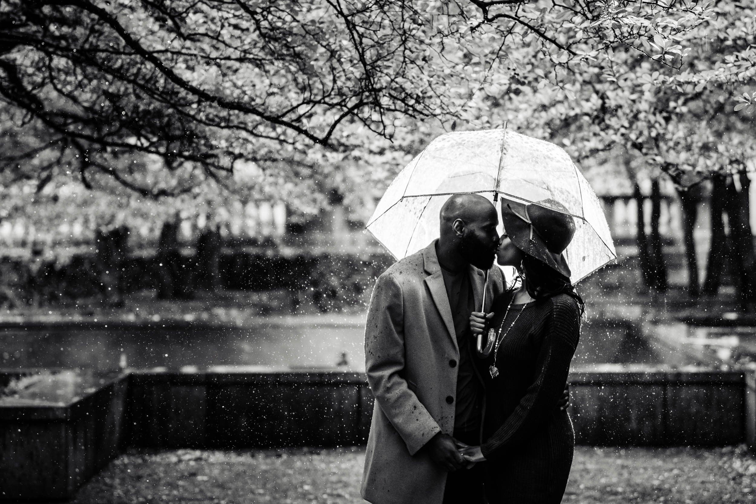 Art Institute South Garden | Rainy Engagement Session | Chicago IL