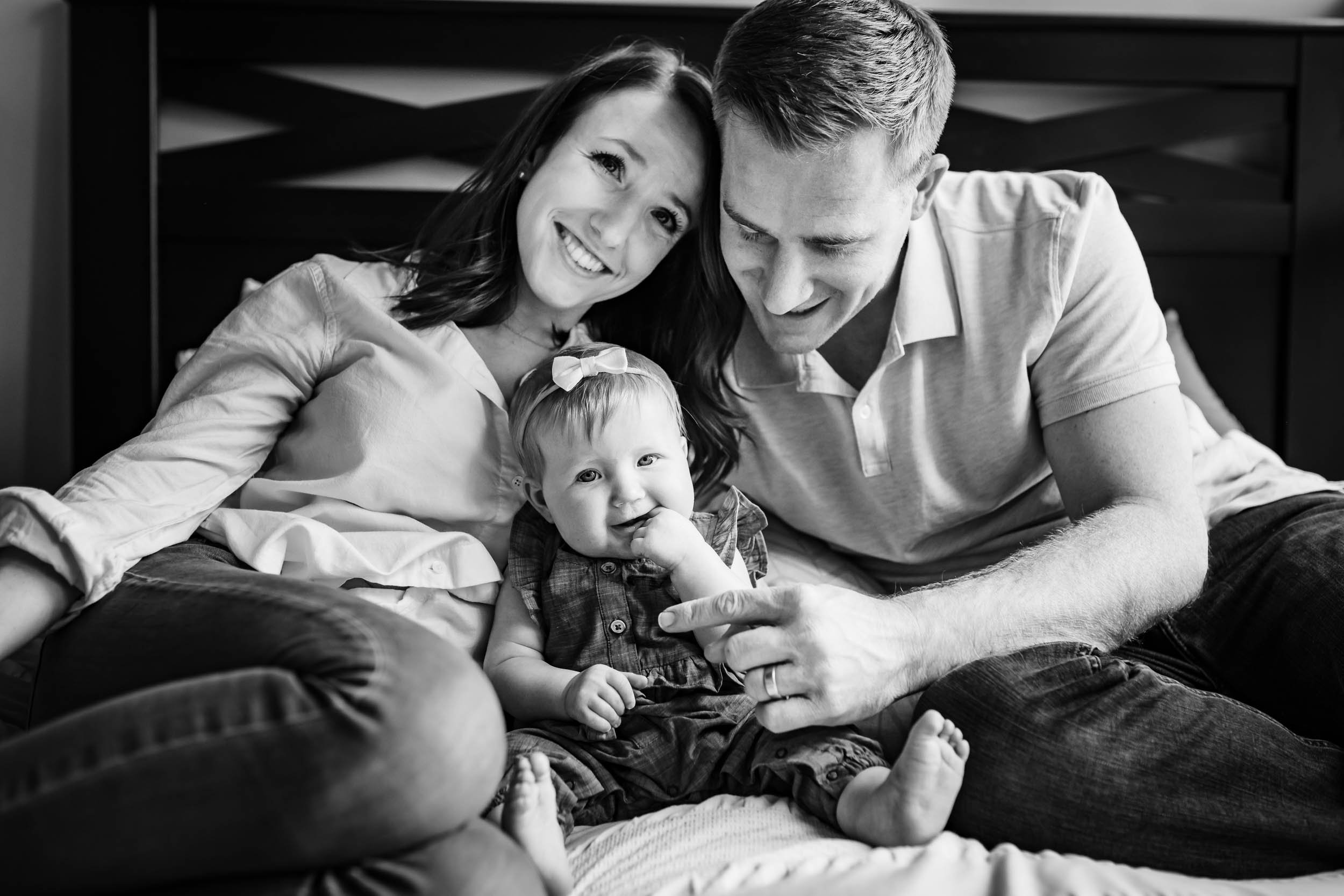 Streeterville | Black and White Family Portrait | Chicago Il