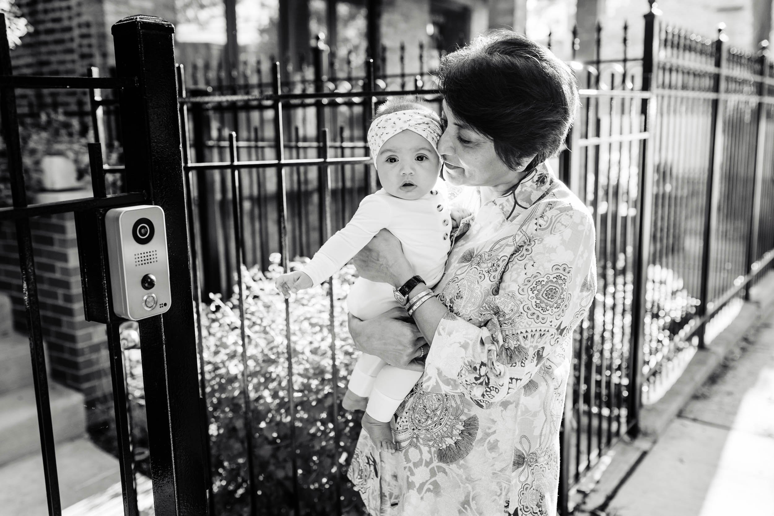 Wicker Park | Family Portrait with Grandma | Chicago IL