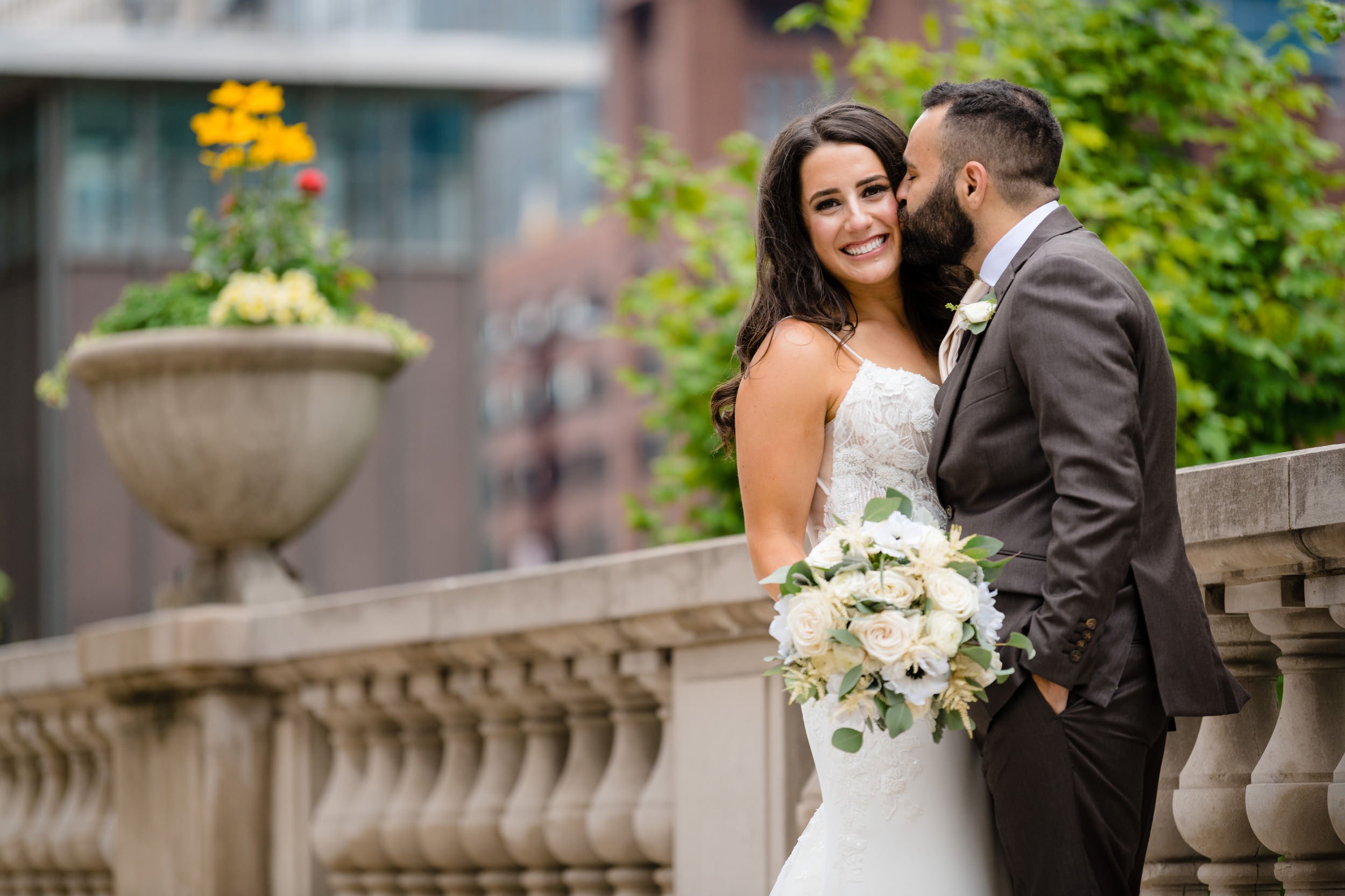 Chicago Riverwalk | Outdoor Wedding Portrait | Chicago IL
