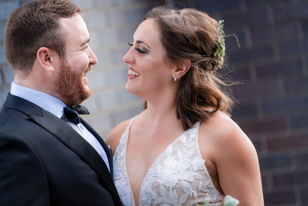 Bridgeport Art Center | Outdoor Wedding Portrait | Chicago IL