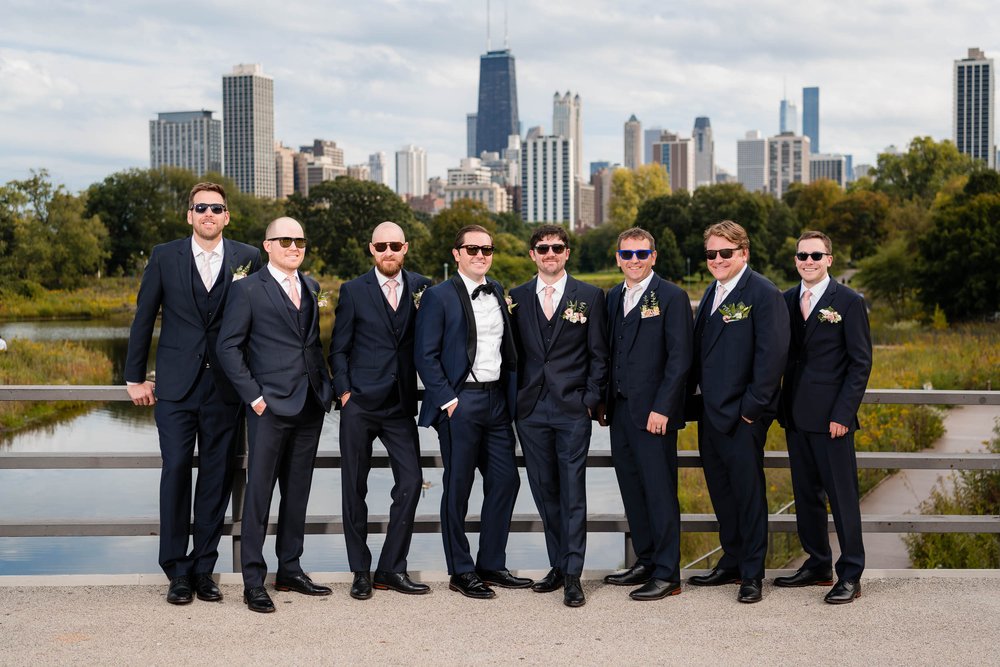 Lincoln Park | Outdoor Wedding Photos | Chicago IL