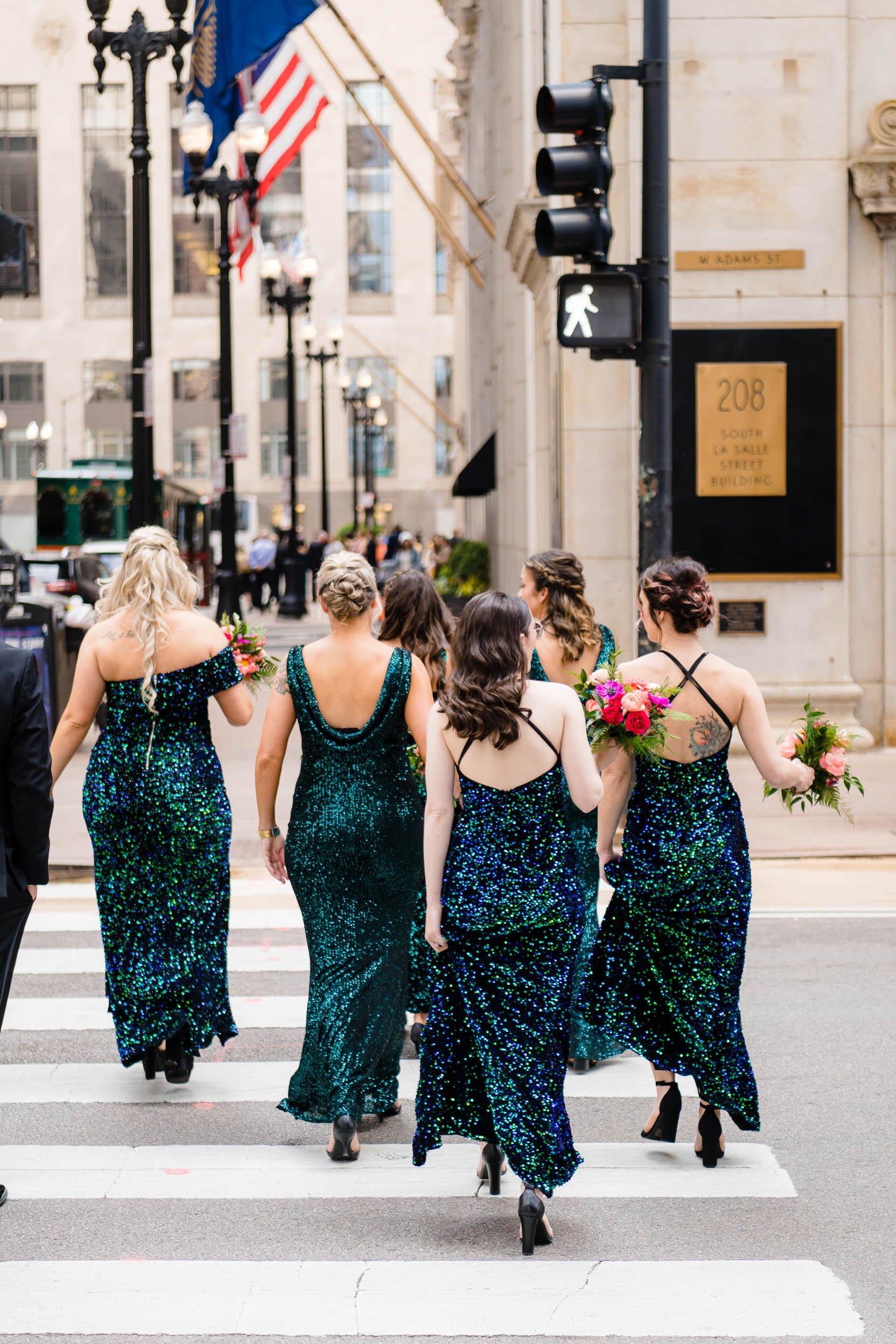 Downtown Chicago | Outdoor wedding party photo | Chicago IL