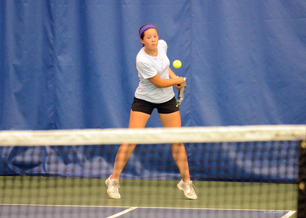 girls_backhand_20140719.jpg