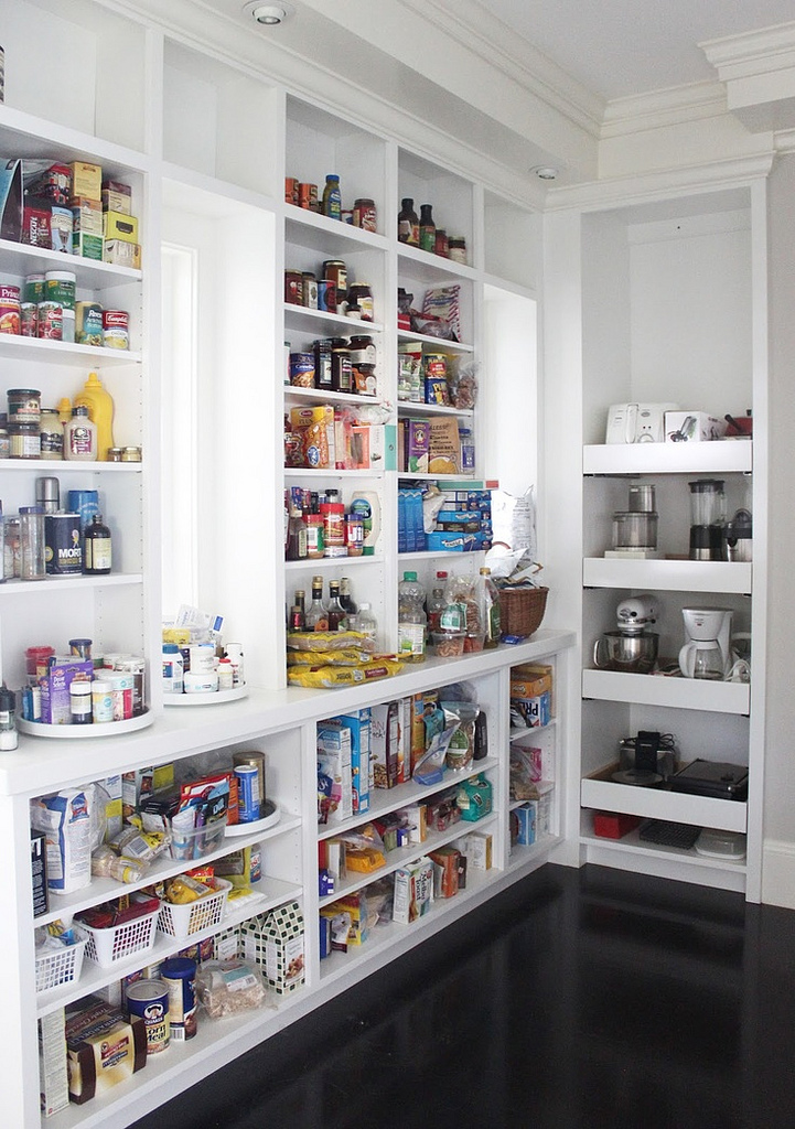 Last but certainly not least, this might be my favorite, because it's huge, organized and realistic. Because who can actually keep everything looking immaculate all the time? { Source }
