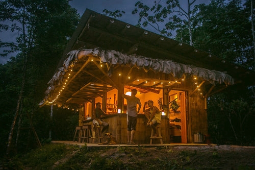 kitchen-illuminated-2-with-Ian-Alvaro-Jacob-final-size-for-page.jpg