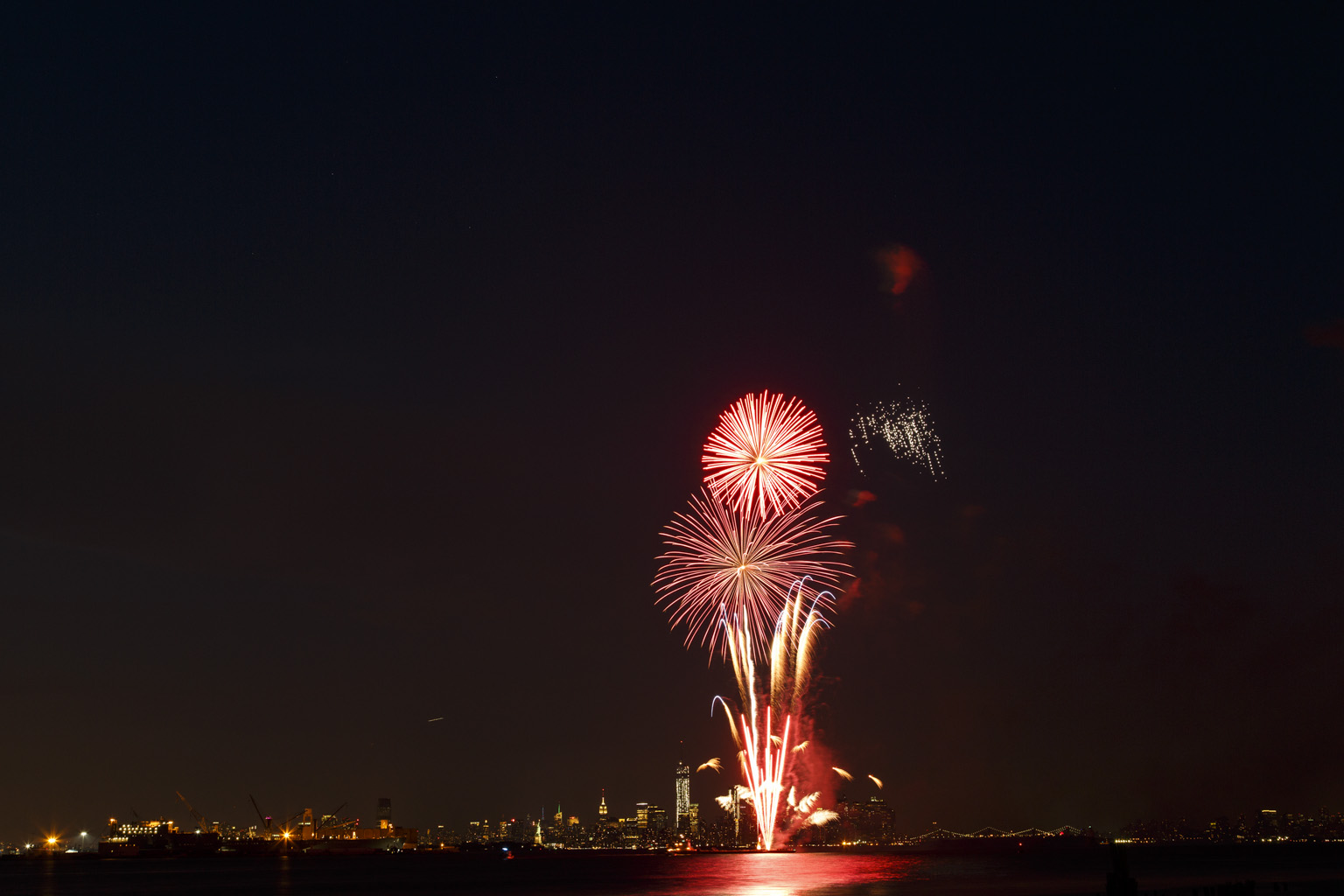 Fireworks Extravaganza 8-3 -1.jpg