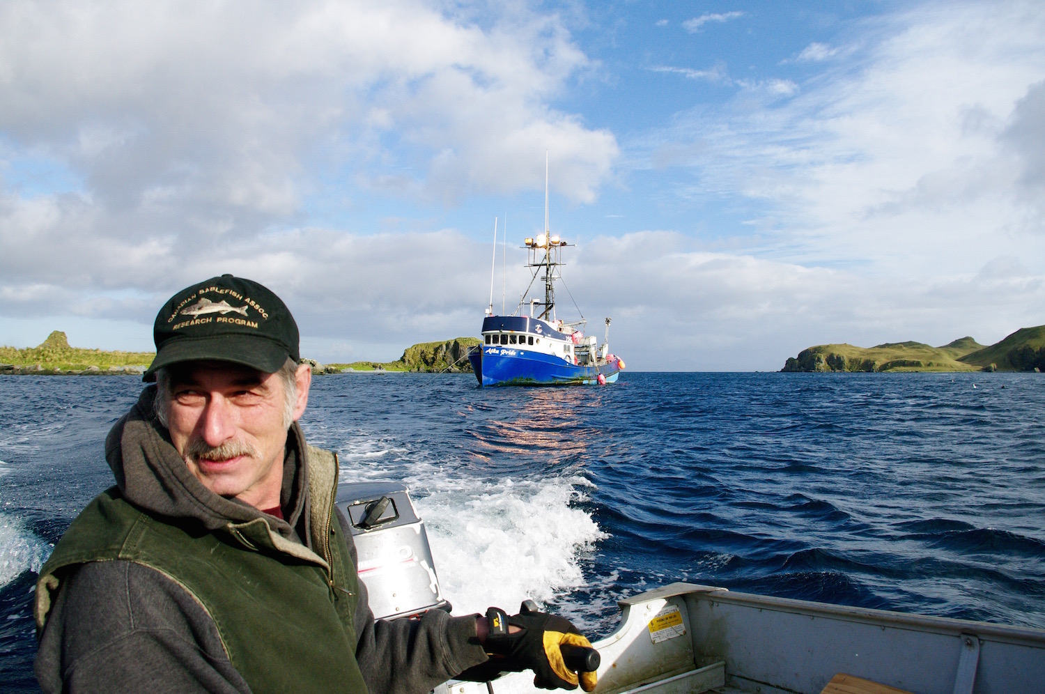 Pêcheur aux abords de l'île d'Atka