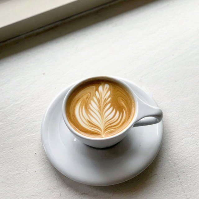 Coffee always tastes better on Fridays 😉☕️ Treat yourself to a delicious flat white! #MyHauteCoffee #OnlineOrdering