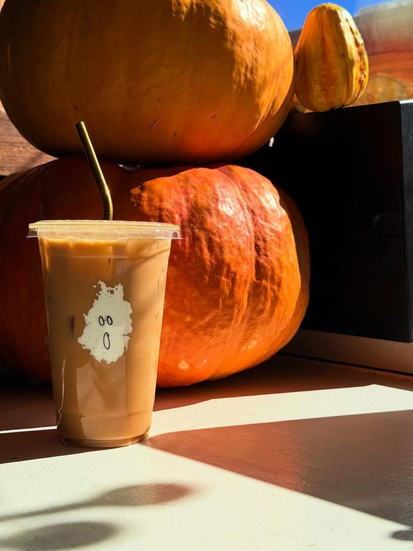 Coming soon 👀👻
Stay tuned for a special Halloween menu that will be sure to get you in the spirit!!