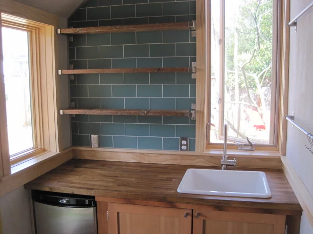 Portland ADU - tiny house - kitchenette