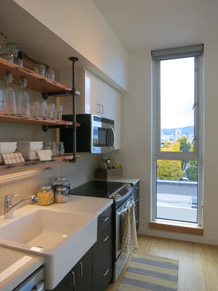 Central Eastside Lofts - Kitchen