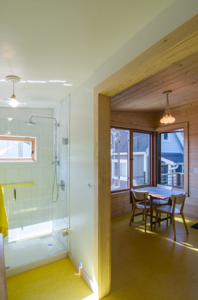 Hawthorne Addition - bathroom.jpg