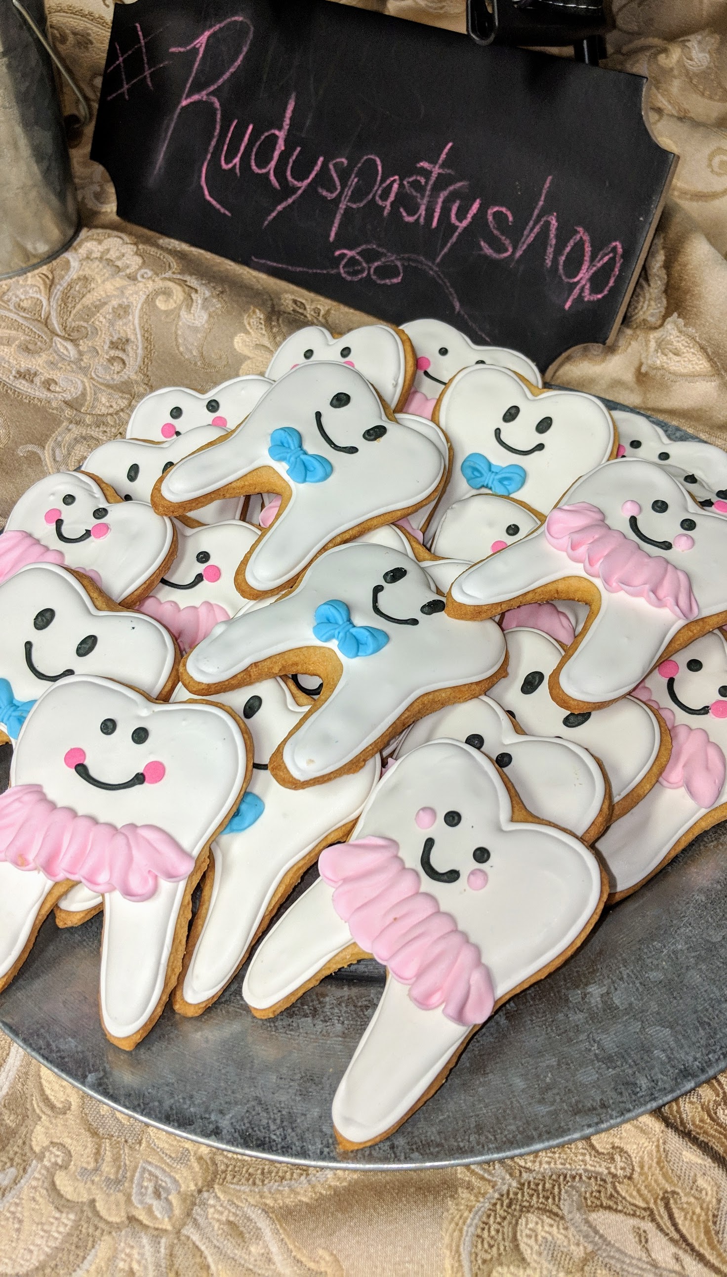 Tooth Cookies