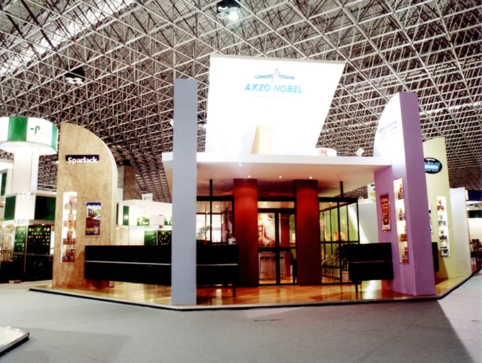 3-AkzoNobelConstruir2002_pic1.jpg