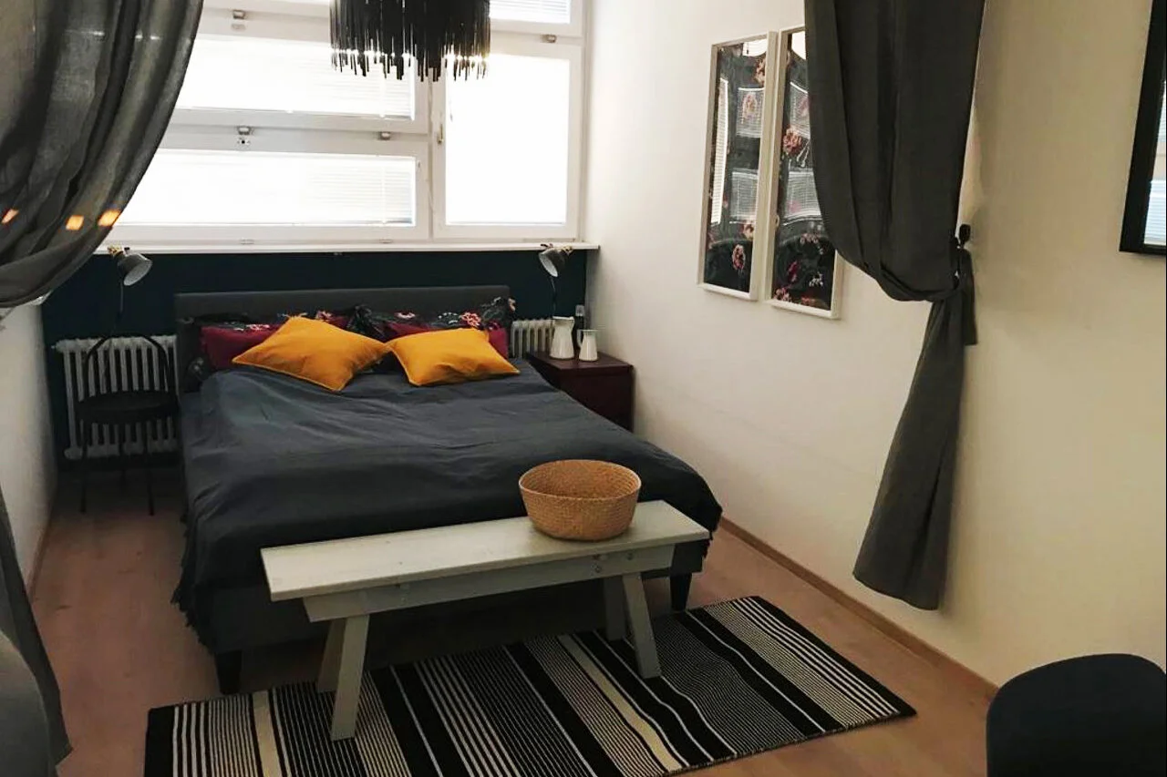 pxLE-_ktB-large- 2.jpg