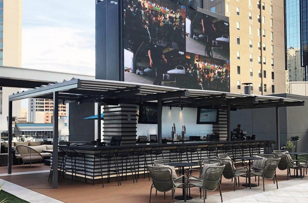 omni rooftop screen.jpg