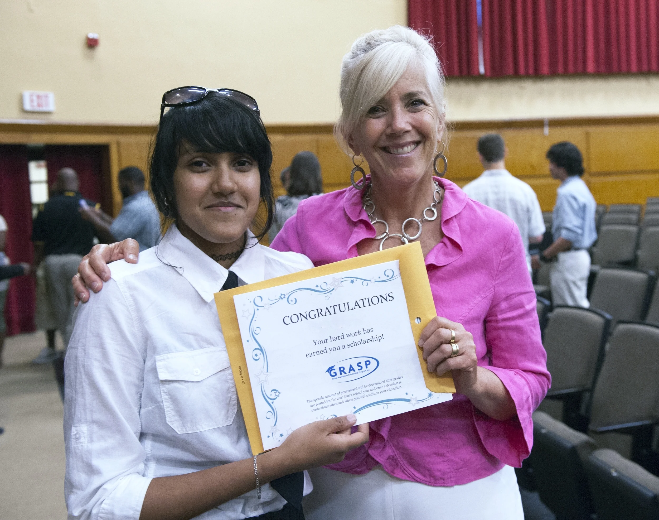 Early Commitment Student with her GRASP advisor.