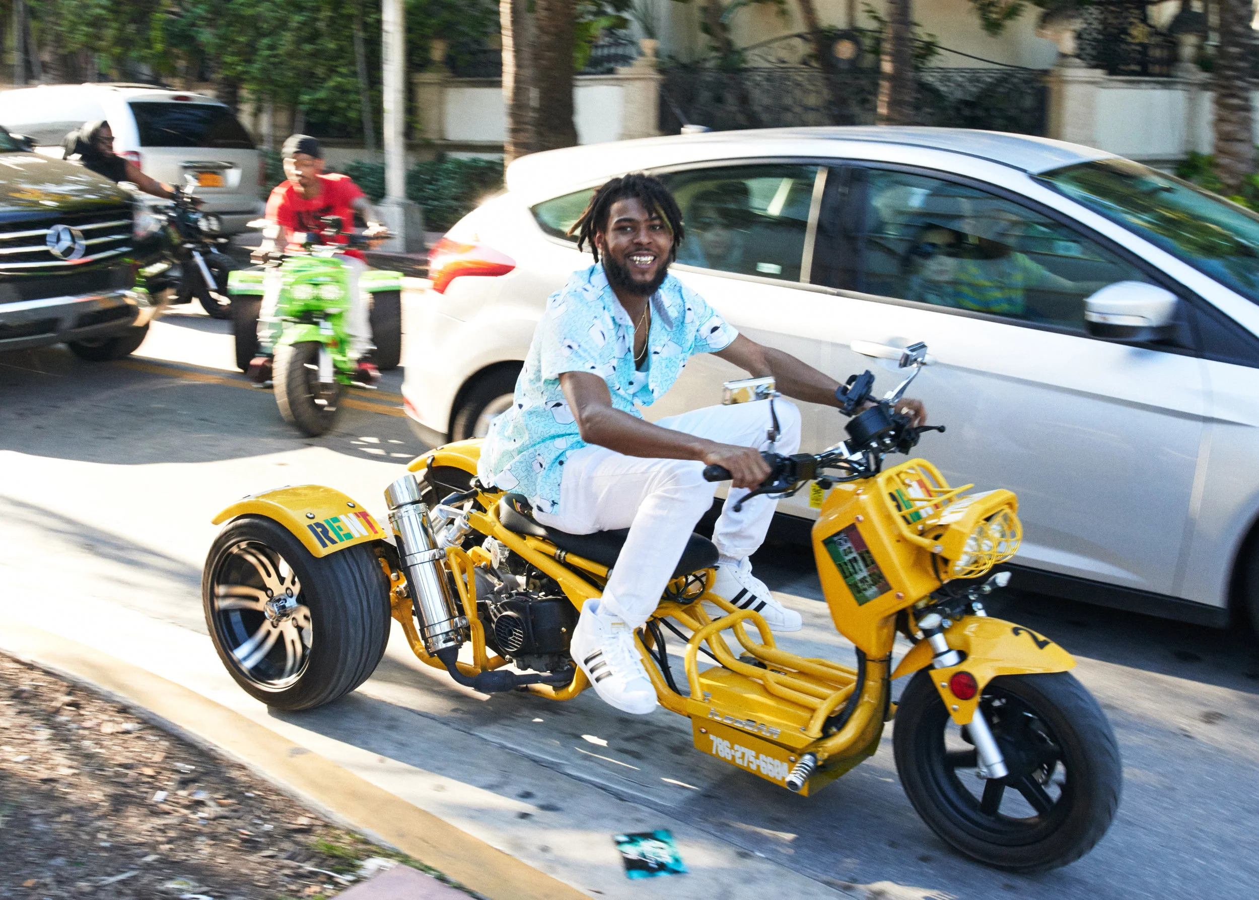 MIAMI BIKER