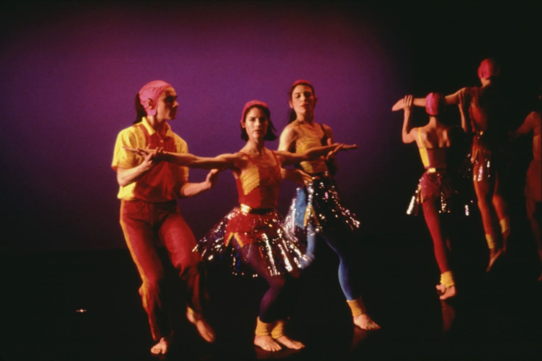 MG_Skld_DouglasDunn_Dancers_PhotoBeatriceSchiller_1981_5.jpg