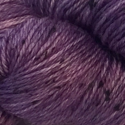 Domino in Grape