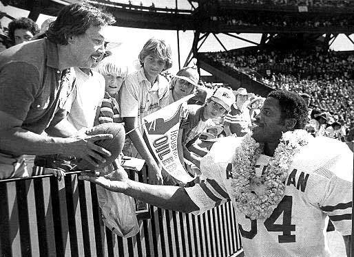 Thanks Earl. Pro Bowl 1982 copy.jpg