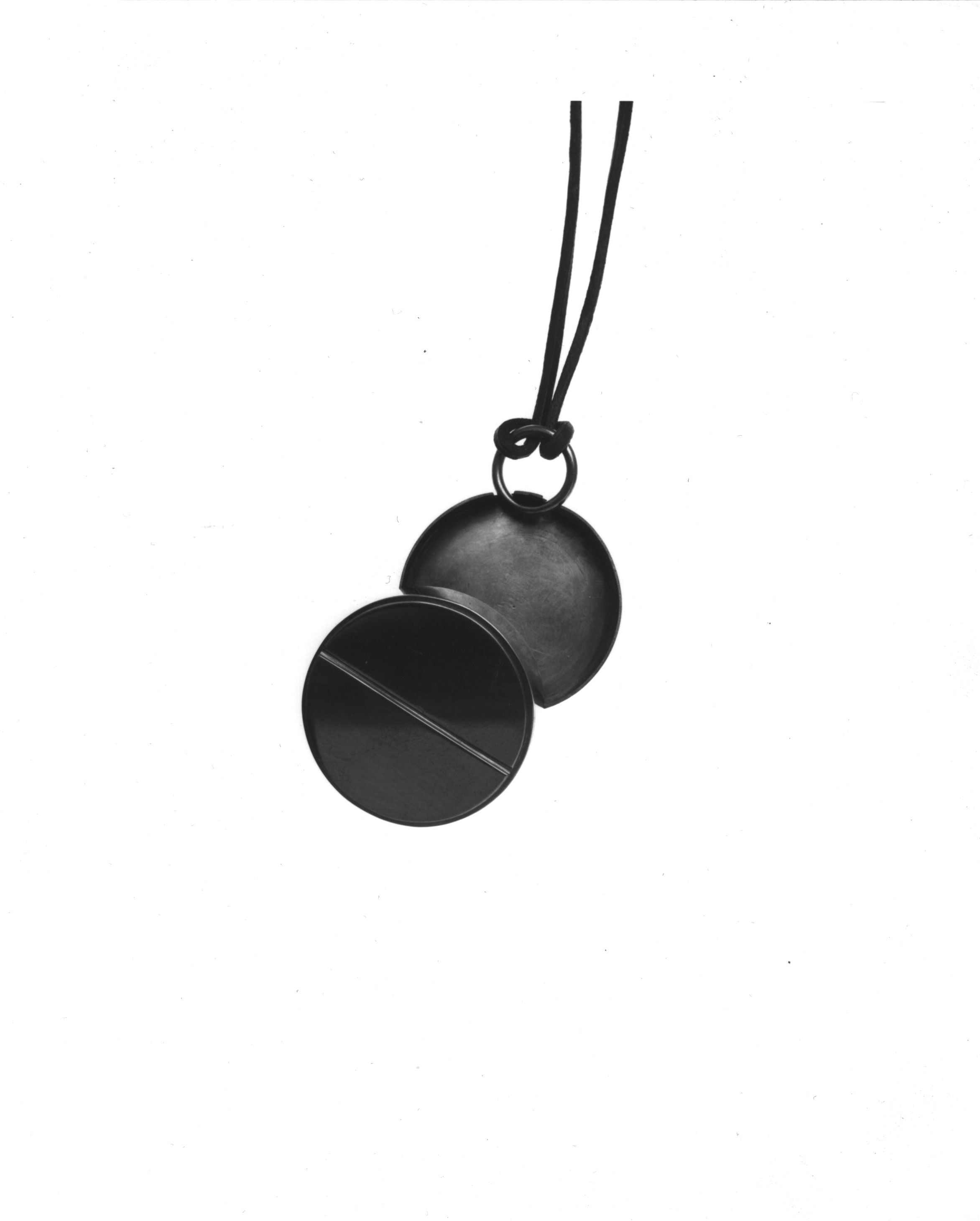 16_MementoMori_PillBox_open_necklace.jpg