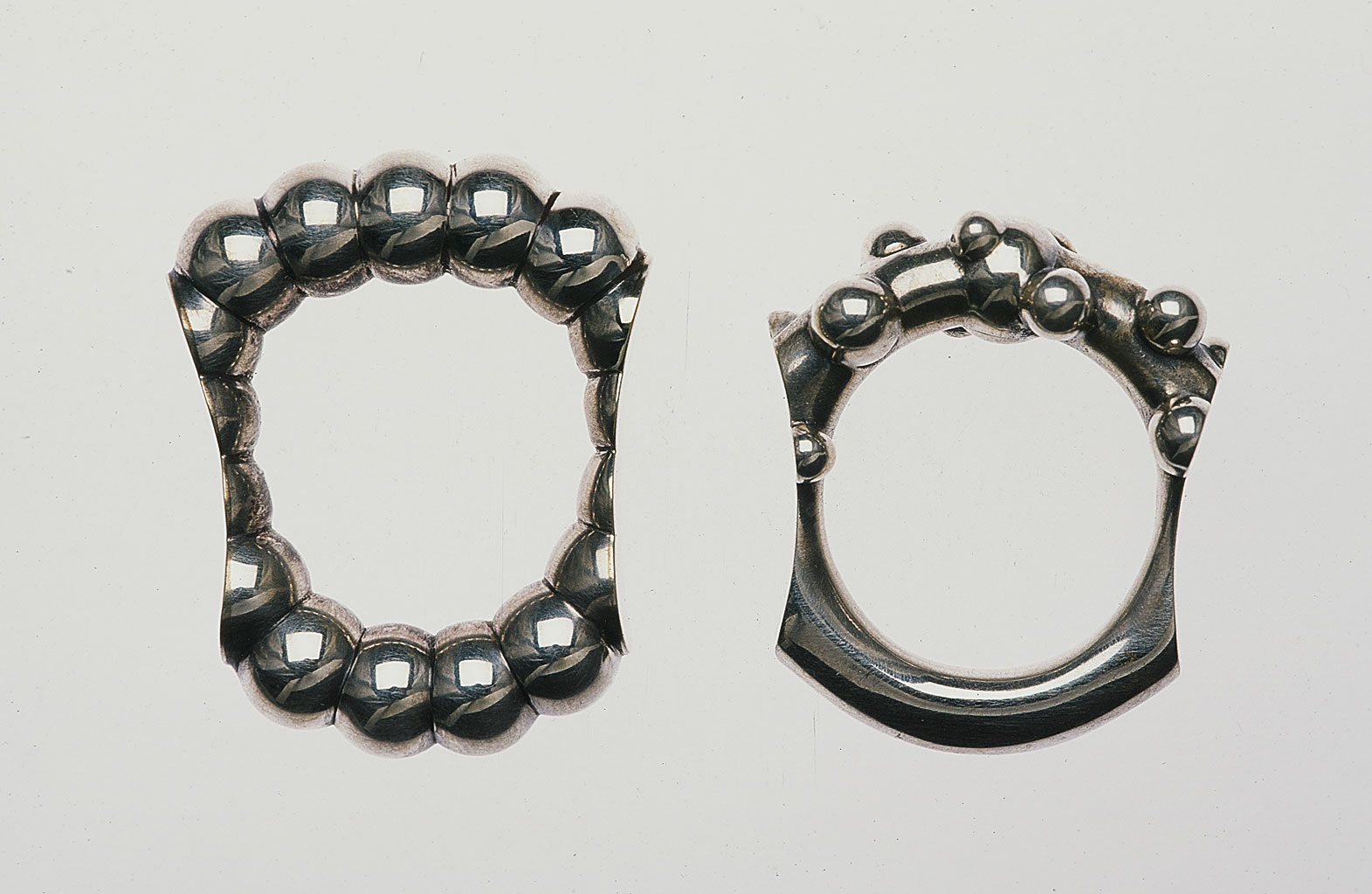 22_MementoMori_Tumour&Virus_rings.jpg