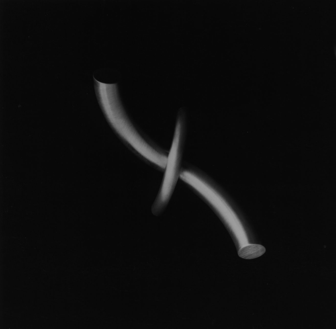 07_Corpus_Brooch2.jpg